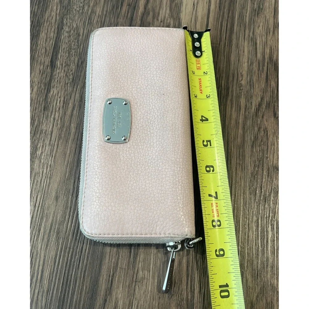 Michael Kors Cement Jet Set Travel Large Continental Zip Wallet Pebbled Leather